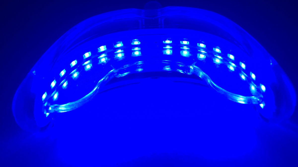 NEW Oralight Tooth &amp; Gum Care System - Red &amp; Blue Periodontal Light Therapy - Order Now for Feb Delivery