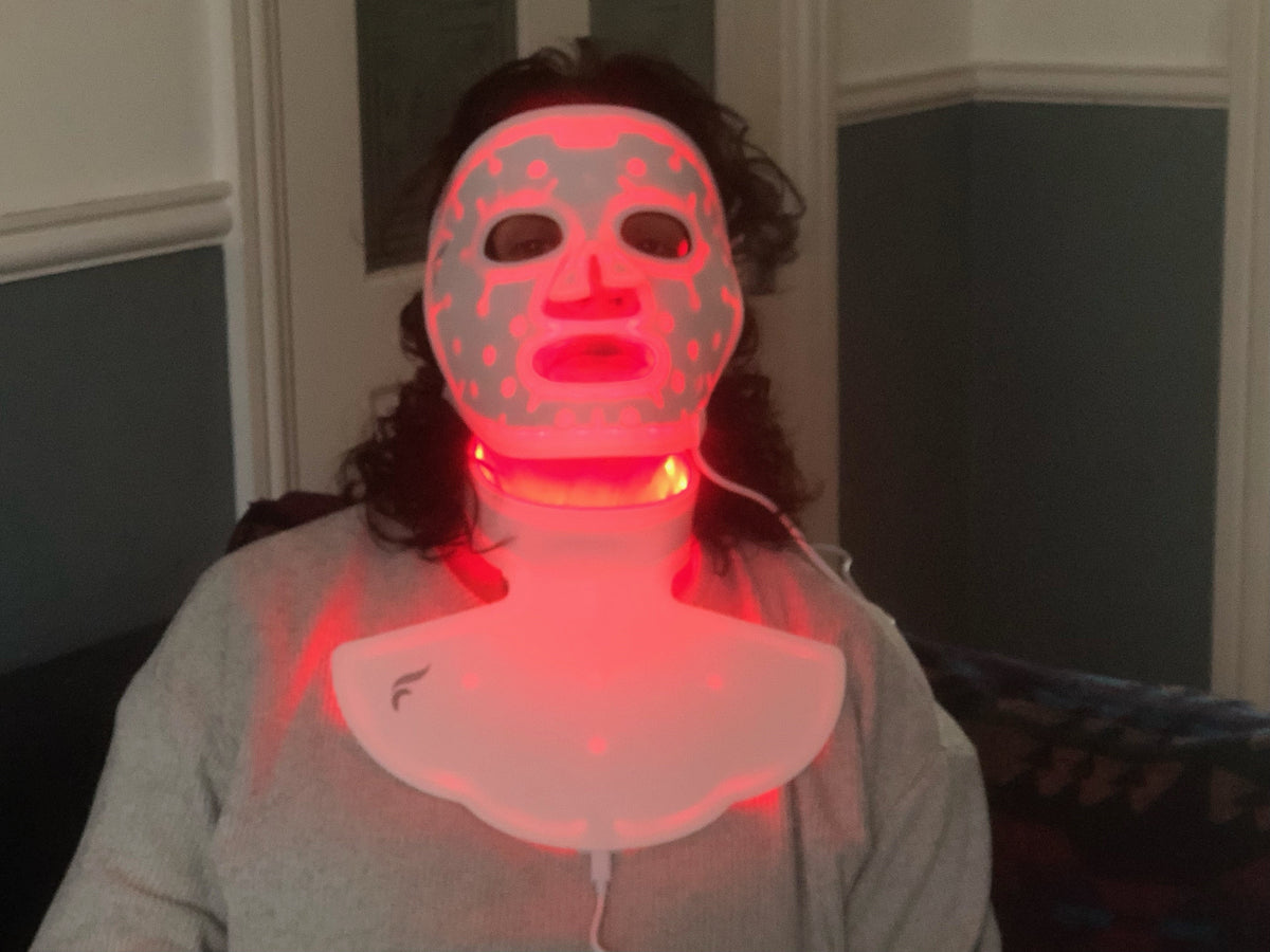 NEW ReFresh 3.0 LED Neck &amp; Décolletage Mask - Red, Near Infrared, Blue &amp; Purple