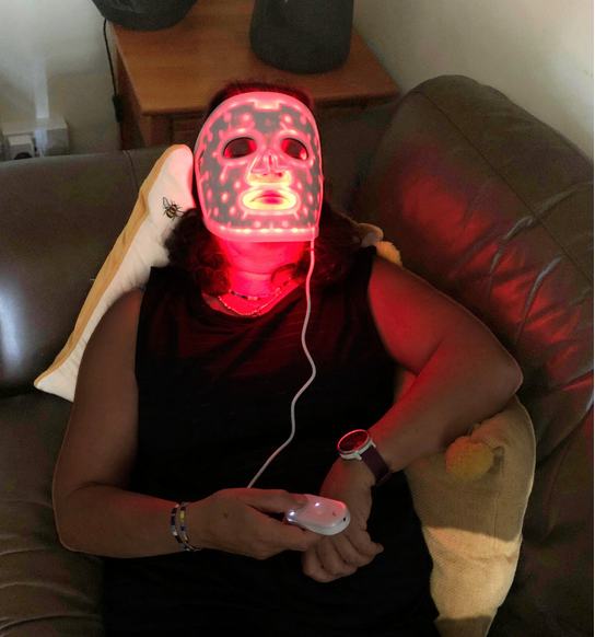 NEW ReFresh 3.0 Near Infrared & LED  Facemask - Enjoy 15% OFF- Plus FREE Bonus 'N' Fresh Worth £227.00 (Just add to cart after the ReFresh)